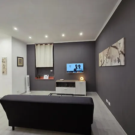 Domus Odeon La Casa Nel Parco Archeologico Di * 카타니아